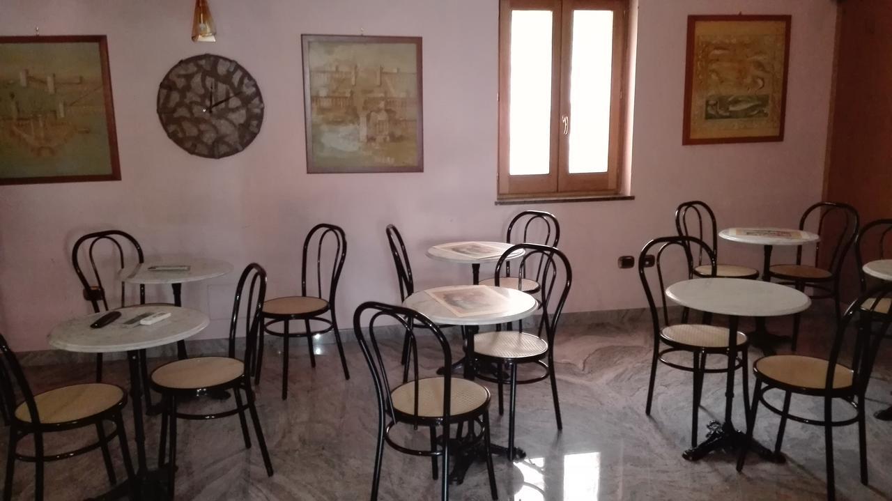 Hotel Sottovento 산테지디오델몬테알비노 외부 사진