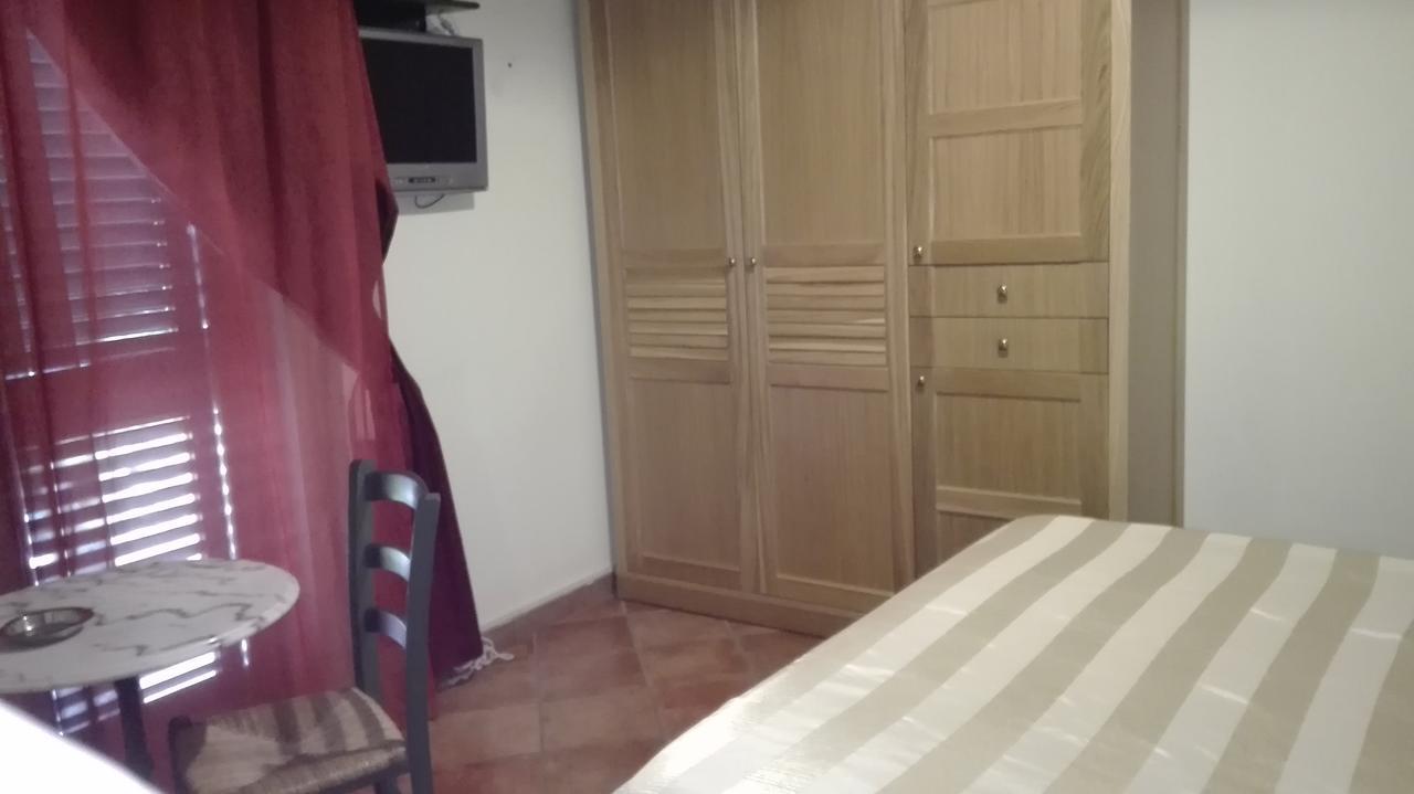 Hotel Sottovento 산테지디오델몬테알비노 외부 사진