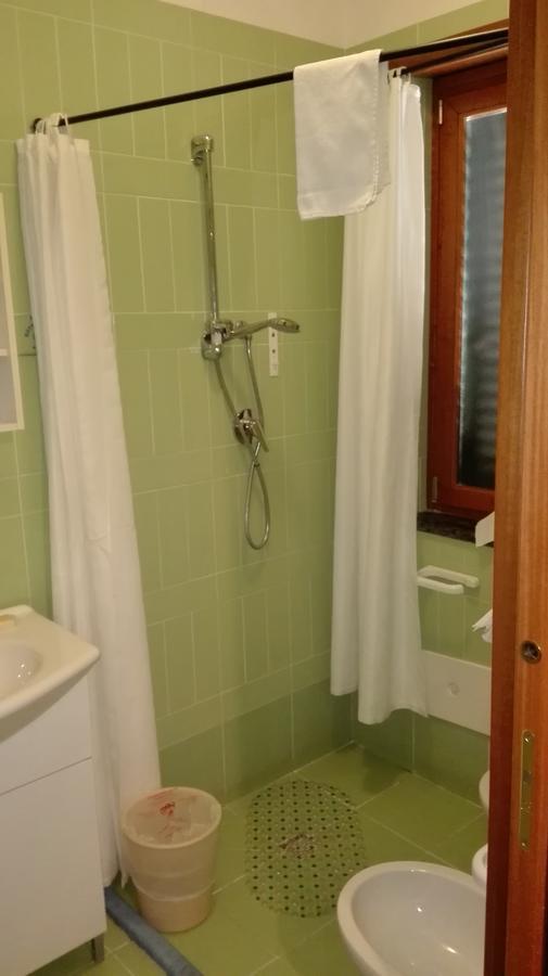 Hotel Sottovento 산테지디오델몬테알비노 외부 사진